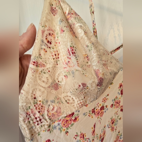 Guess Floral Slip Dress - Picture 6 of 11